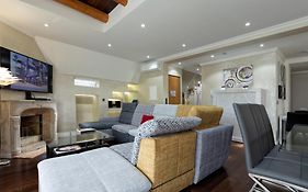 The Queen Luxury Apartments - Villa Vinicia